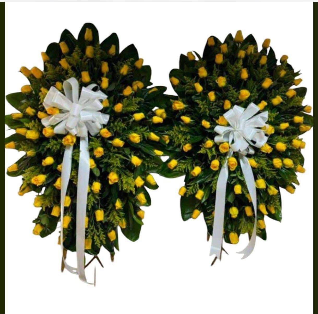 duo de coronas funebres cali de rosas con aster y cinta personalizada